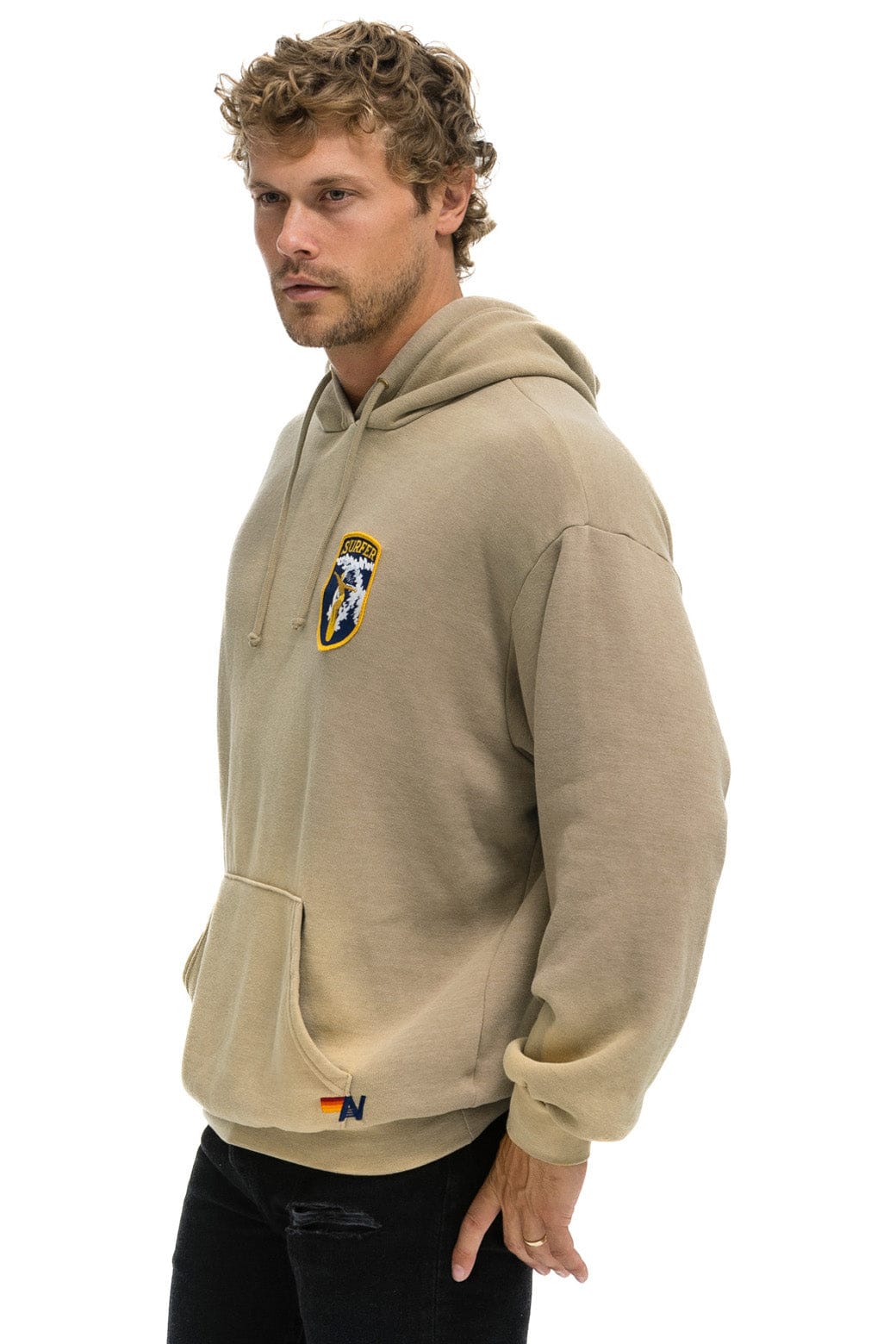 CALIFORNIA SURFER PATCH PULLOVER RELAXED HOODIE - FADED TAN - Image 4