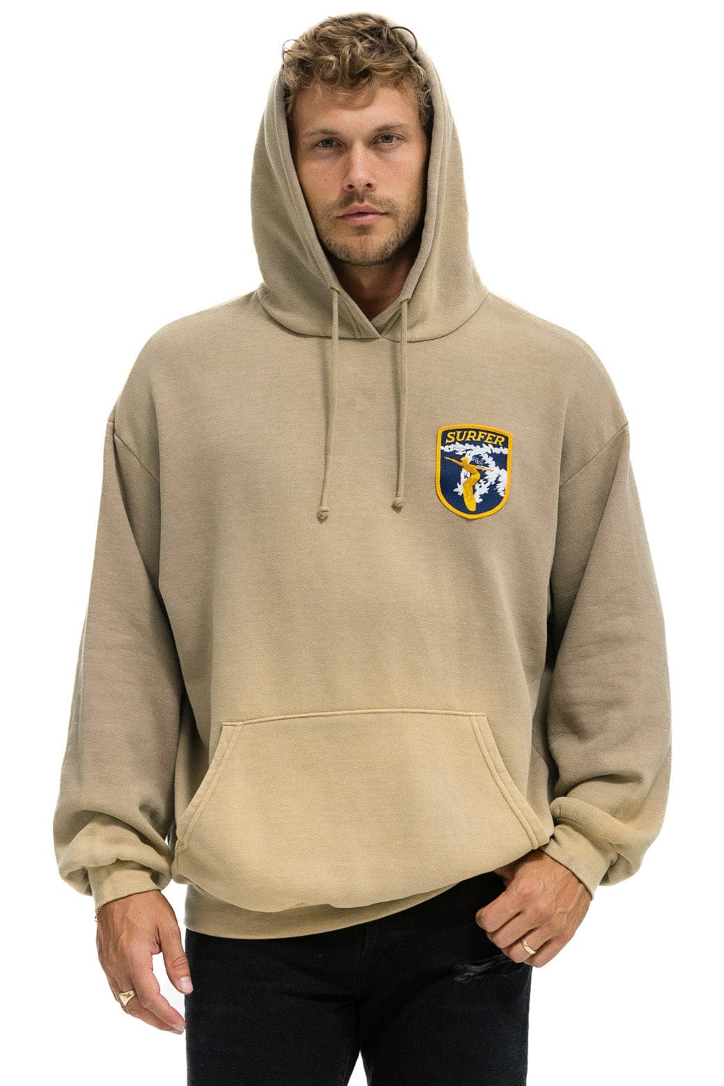 CALIFORNIA SURFER PATCH PULLOVER RELAXED HOODIE - FADED TAN - Image 2