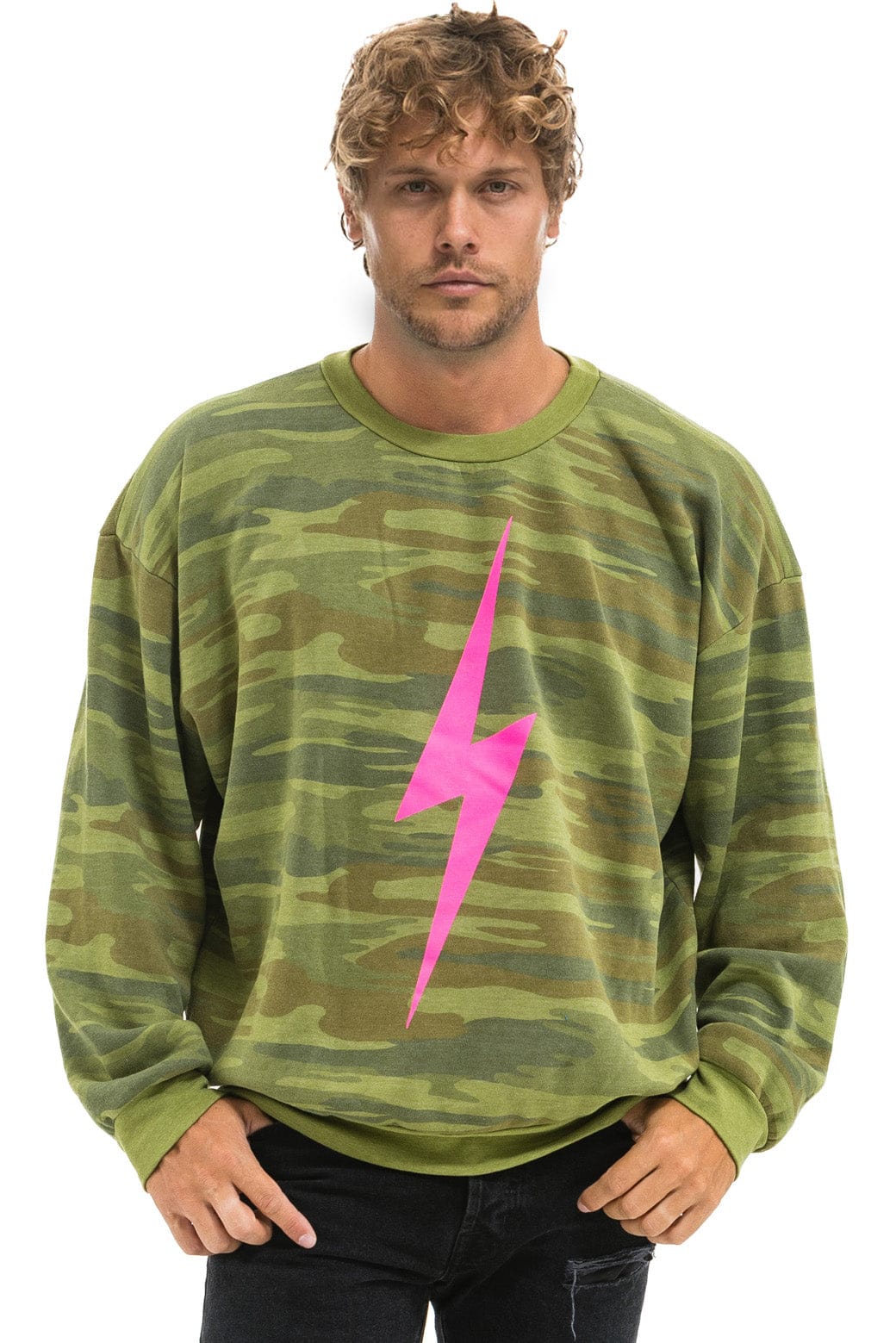 BOLT RELAXED CREW SWEATSHIRT - CAMO // NEON PINK - Image 2