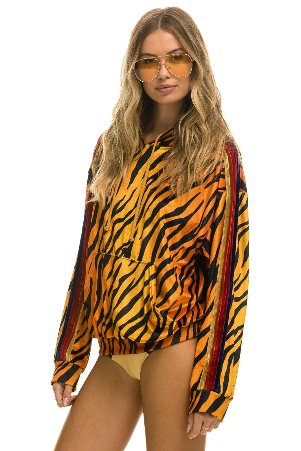CLASSIC VELVET RELAXED PULLOVER HOODIE - TIGER - Image 3