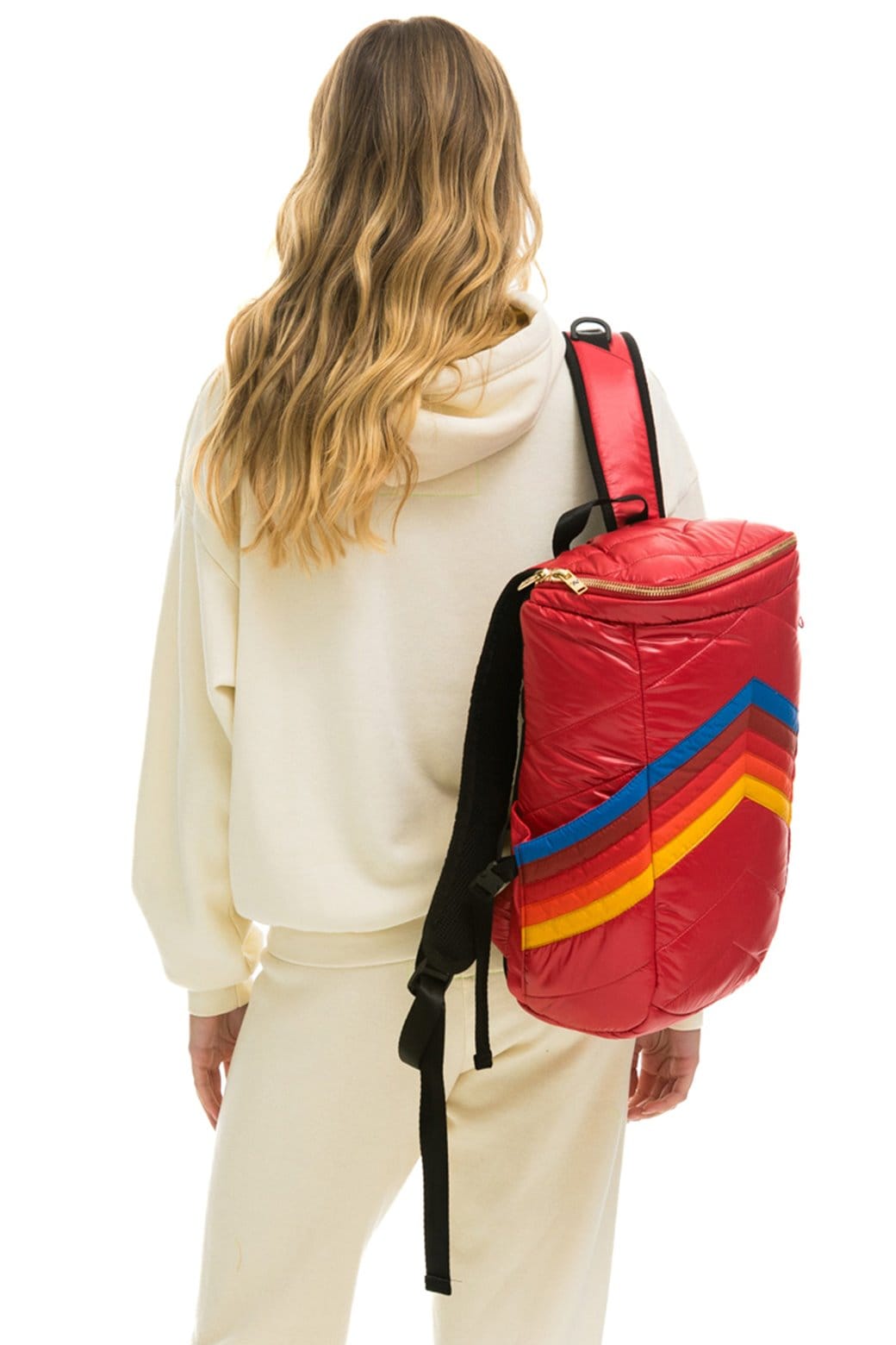PEAK PUFFER BACKPACK - CHERRY GLOSSY - Image 2