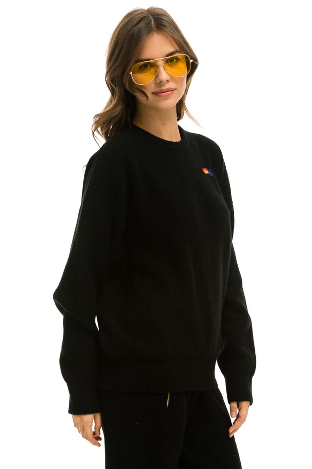 VINTAGE CABIN UNISEX CASHMERE SWEATER - BLACK - Image 7